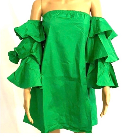 Dresses & Skirts - NWT Green Ruffle Sleeve Off Shoulder Dress